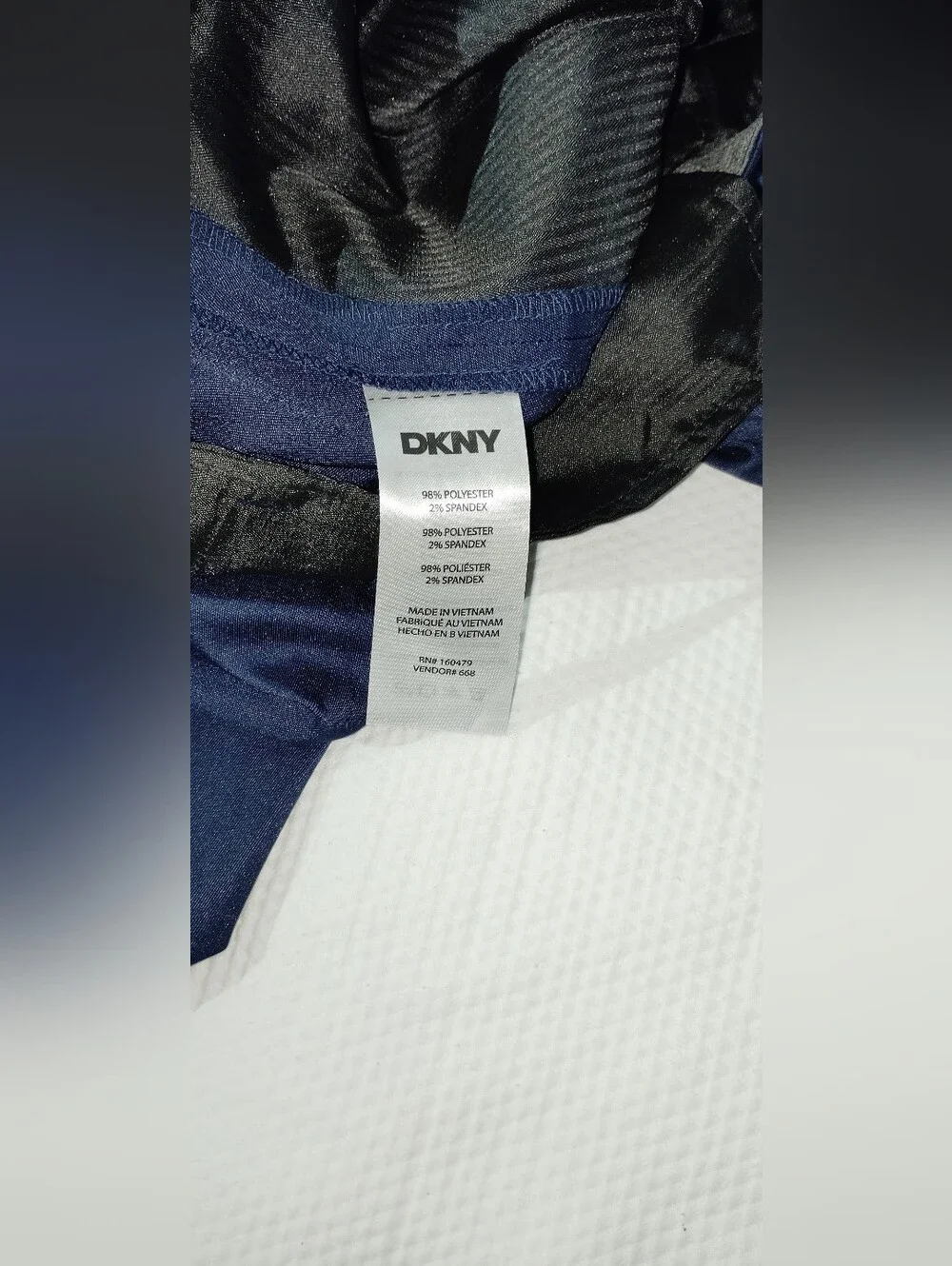 DKNY Pants Mens 36x32 Navy Blue Essential Tech Chino Slim Fit Stretch.